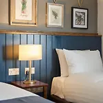 Kings Head By Chef & Brewer Collection Hotel Masham