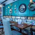 Hotel Kings Head By Chef & Brewer Collection 3*