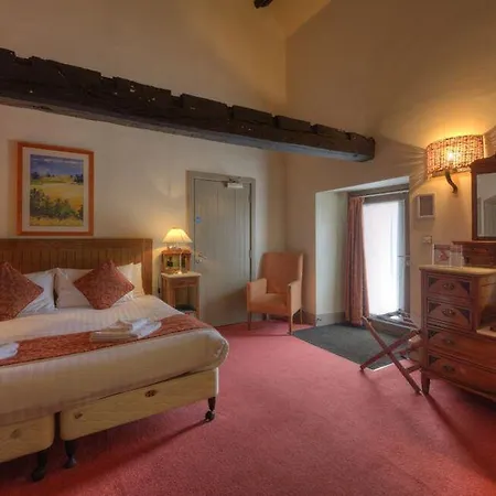 Kings Head By Chef & Brewer Collection Hotel 3*