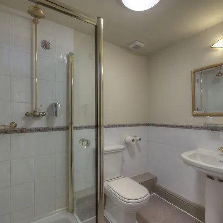 Hotel Kings Head By Chef & Brewer Collection