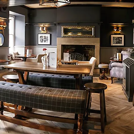 Kings Head By Chef & Brewer Collection 3* מסהאם