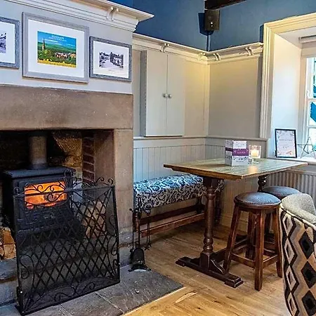 Otel Kings Head By Chef & Brewer Collection 3*