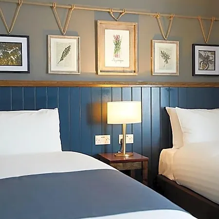 Otel Kings Head By Chef & Brewer Collection