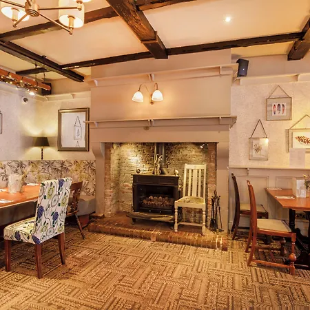 Kings Head By Chef & Brewer Collection 3*