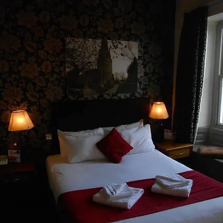 Kings Head By Chef & Brewer Collection 3*