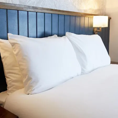 Kings Head By Chef & Brewer Collection Hotel 3*