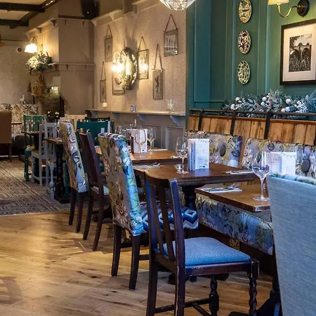 Kings Head By Chef & Brewer Collection מסהאם