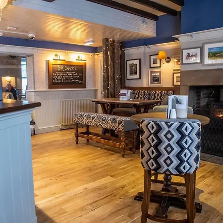 Kings Head By Chef & Brewer Collection Hotel 3*