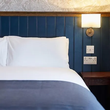 Kings Head By Chef & Brewer Collection 3* Masham