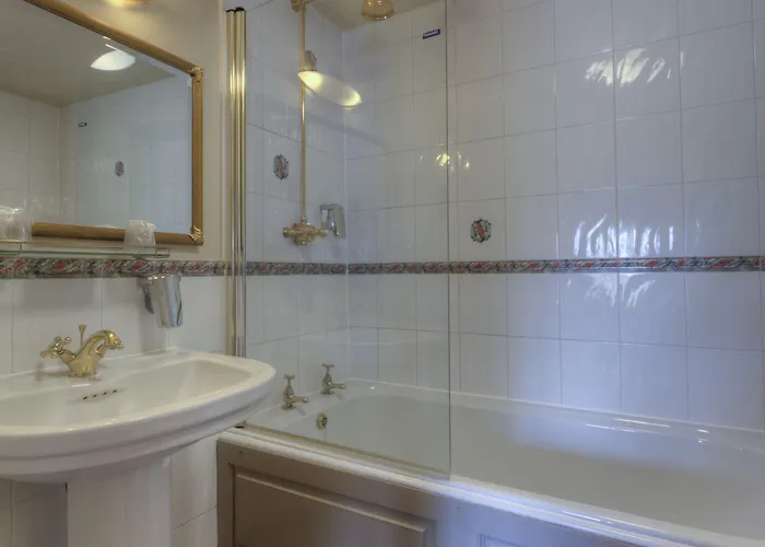 Kings Head By Chef & Brewer Collection Hotel Masham