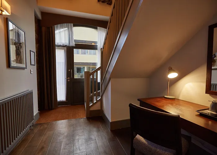 Kings Head By Chef & Brewer Collection 3*