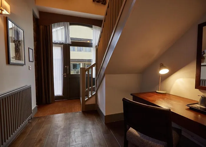 Kings Head By Chef & Brewer Collection 3* Masham