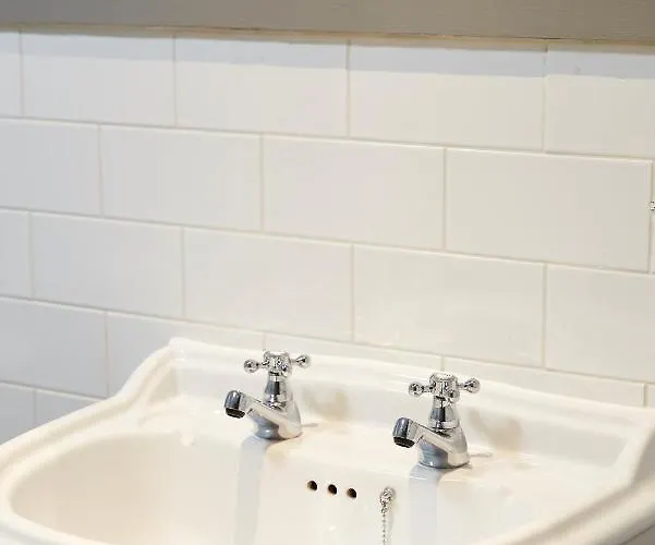 Hotel Kings Head By Chef & Brewer Collection Masham